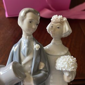 Vintage Lladro Bride and Groom Wedding Figurine